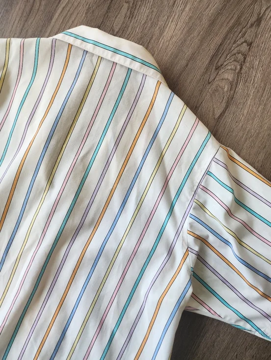 Vintage 90s Women's White Short-Sleeve Button Front Blouse Multi-Pastel Stripes - Picture 8 of 13